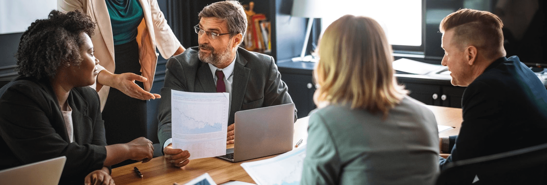 Empresarios relevantes ratifican que mantener la propiedad es factible